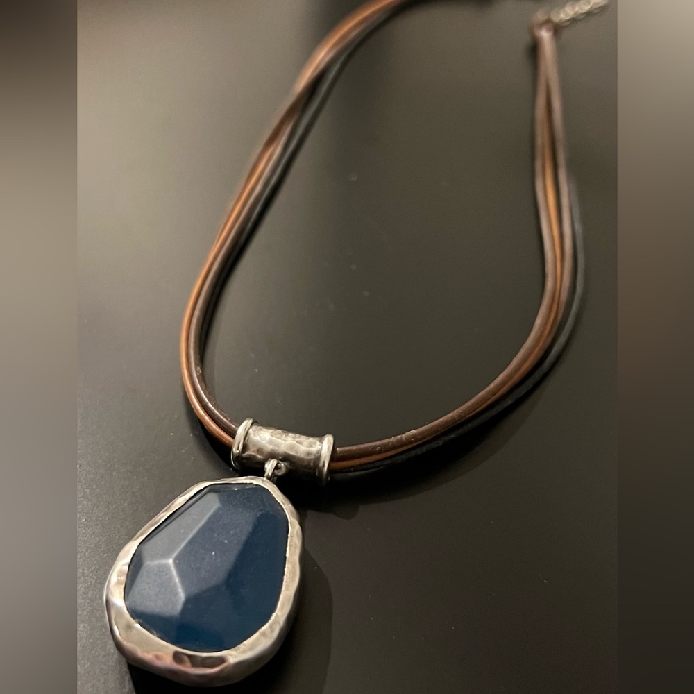 Silpada 925 sterling silver and blue jade necklace. - Picture 5 of 6